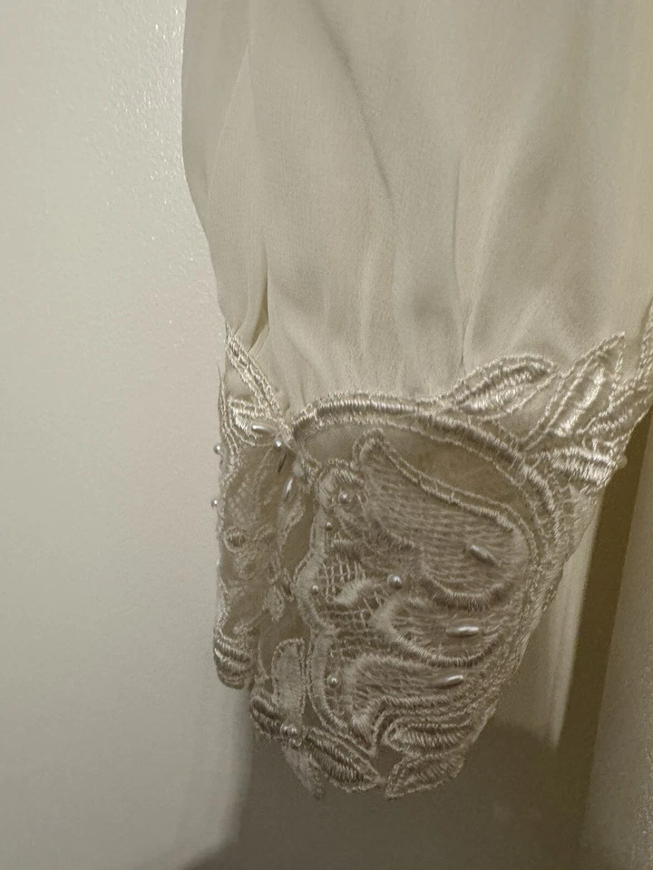 Винтажный женский халат Lord & Taylor цвета слоновой кости с бисером M - Изображение 3 из 4