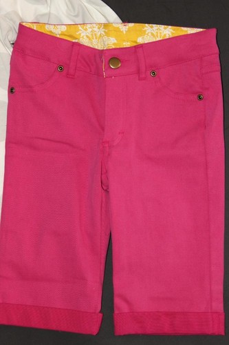 nwt persnickety garden party raspberry bermuda shorts 8