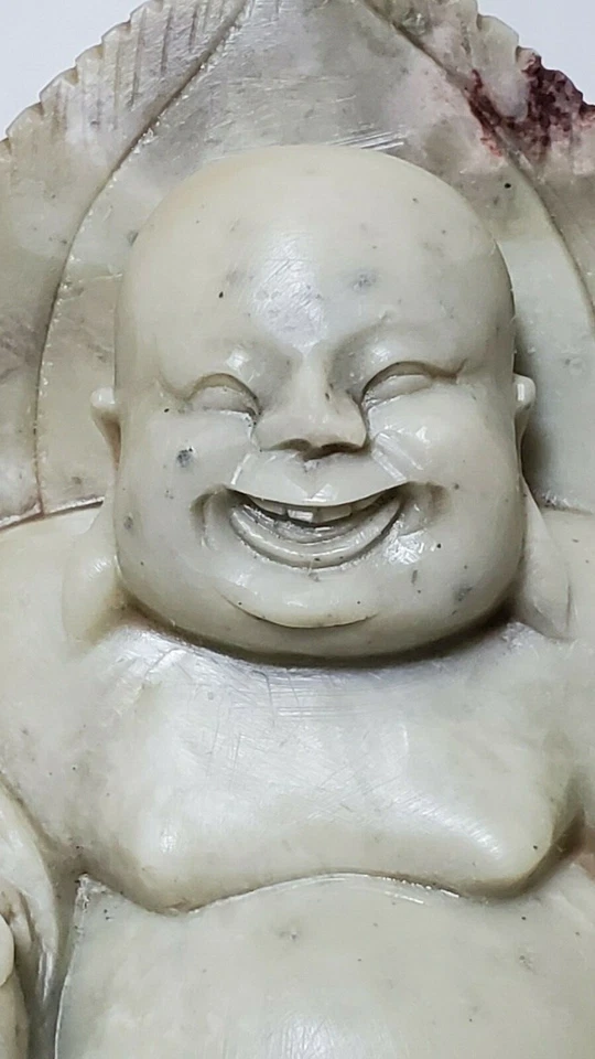 ANTIGUA ESTATUA CHINA DE BUDA FELIZ PIEDRA TALLADA A MANO SOBRE SOPORTE DE MÁRMOL TAO JADE Foto 4 de 4