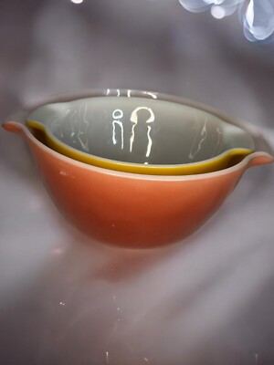 Anchor Hocking Fire King Rainbow 2 pc Nesting Bowl Set Mixing Bowls VTG