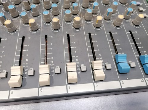 Soundcraft Spirit Folio Mixer - gebraucht, funktionsfähig, zerkratzt - Bild 5 von 12