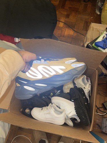 Size 9.5 - Yeezy Boost 700 MNVN Honey Flux - Picture 2 of 7