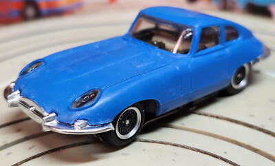 Faller AMS 5653 -- Jaguar E-Type mit Flachankermotor, 60er Jahre #EBS987