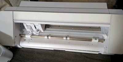 Silhouette Cameo 4 with Bluetooth, Autoblade - White Edition