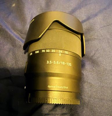 Sony SEL18135 E-Mount 18-135mm f/3.5-5.6 OSS Zoom Lens w/ Hood