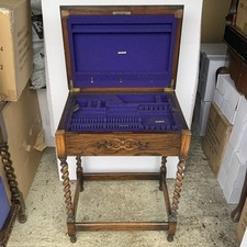 Edwardian oak cutlery canteen storage table display case with working lock & key