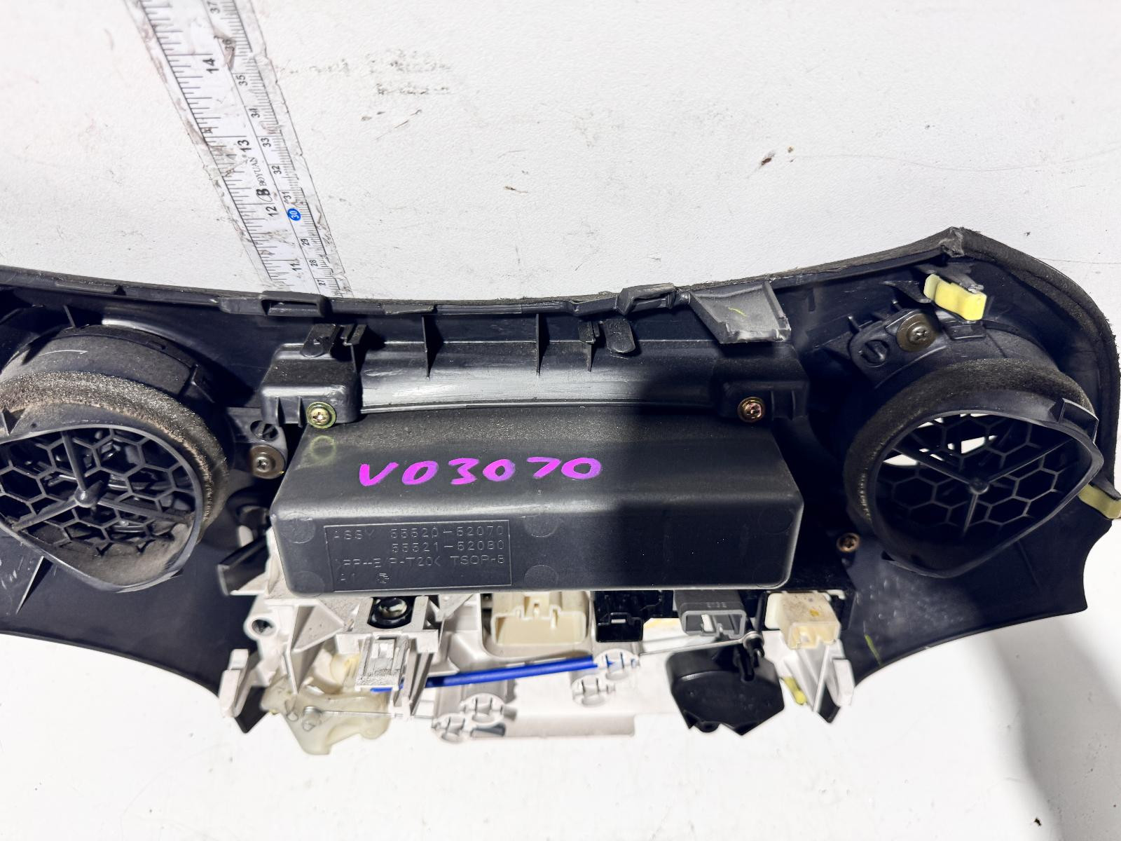 Toyota Echo Heater Controls NCP10 10/1999-09/2005 - thumbnail 3