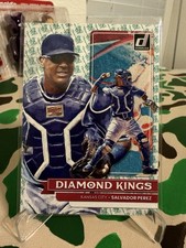 2022 Donruss Diamond Kings Salvador Perez Statue Of Liberty Parallel #9