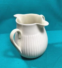 Vintage IRISH BELLEEK RIGHT AND LEFT HANDED  TWO WAY SPOUT CREAMER