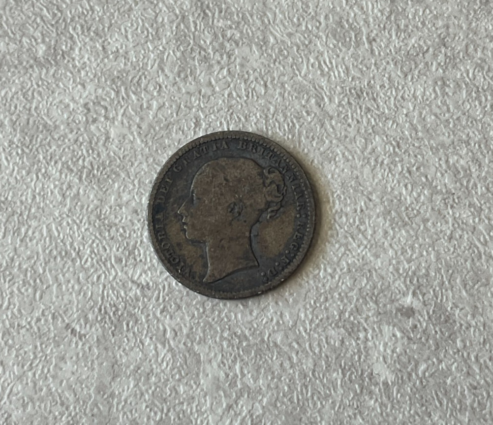 1868 Great Britain 1 One Shilling - Die# 6 - Silver L2