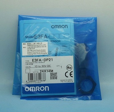 NEW OMRON E3FA-DP21 Photoelectric Sensor IN BOX free shipping