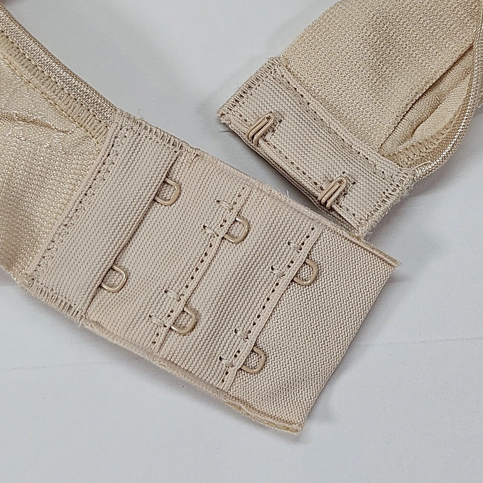 Sujetador beige Hanes para mujer sin aros cómodo ajuste flexible talla S/CH Foto 4 de 4