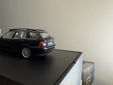 1/43 Minichamps BMW 323i Wagon E46 Dealer Edition