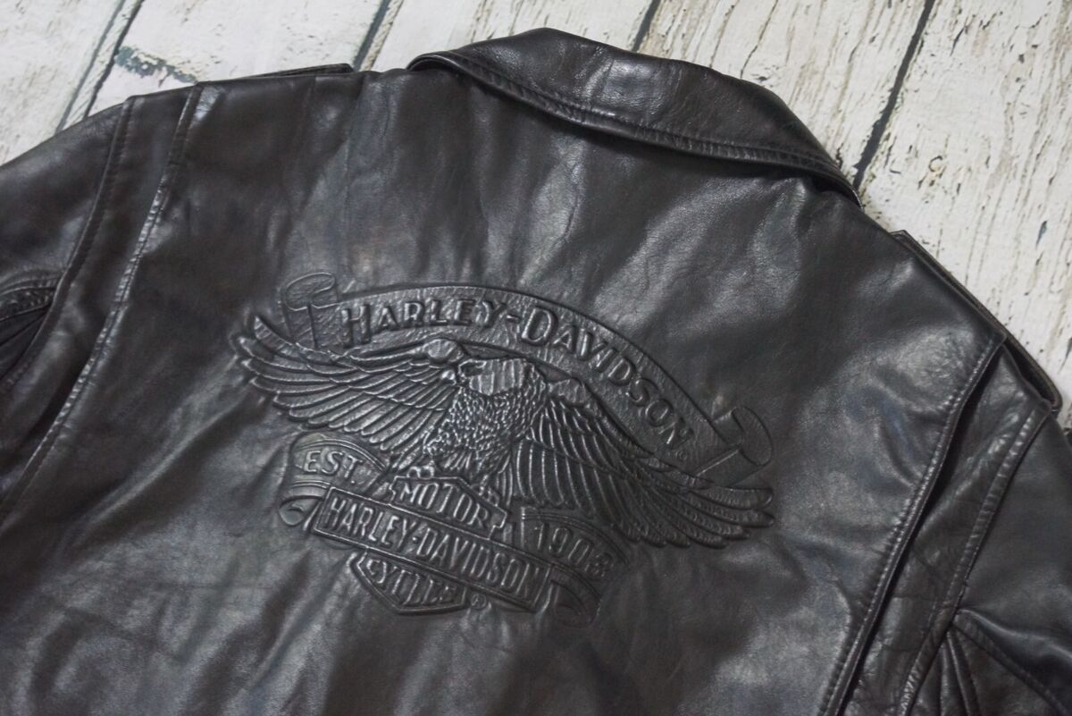 Harley Davidson Men's Embossed Eagle D-Pocket USA Made Black Harley Davidson Men's Embossed Eagle D-Pocket USA Made Black