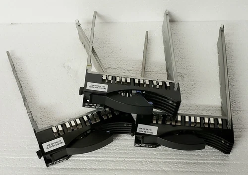 Set of 3 IBM 25R4100 3.5 U320 SSL CADDY PN: 25R4100 with screws
