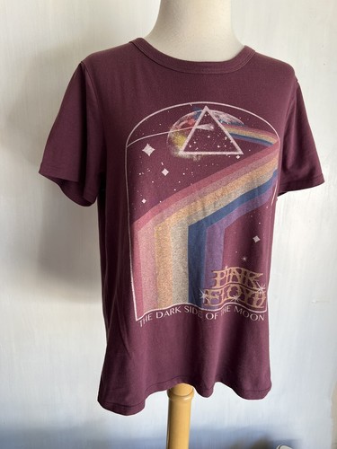 PINK FLOYD (2021) Official Women's "Dark Side of the Moon" Maroon T-Shirt Medium - Picture 2 of 4