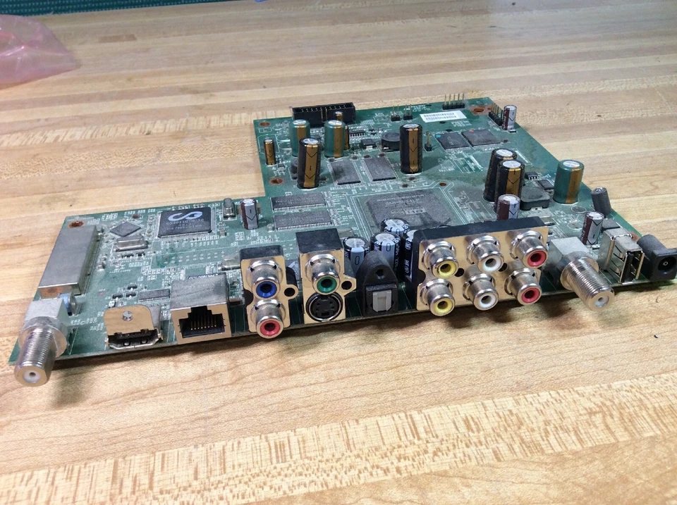 AT&T U-Verse Motorola VIP1200 Wireless Tv MAIN BOARD REPLACEMENT PART - Image 2 of 2