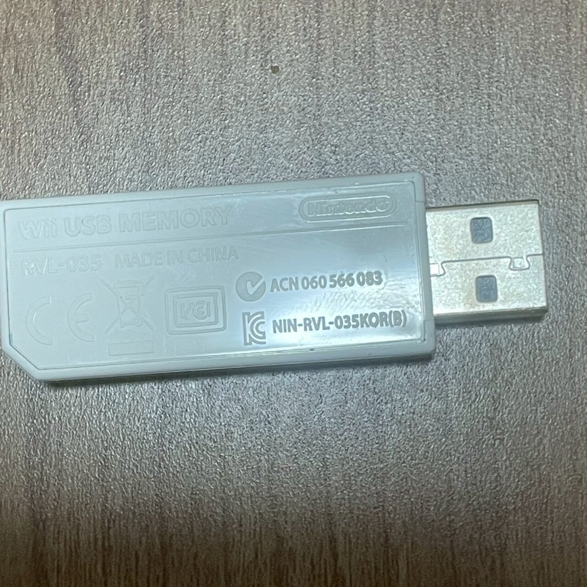 RARE Genuine Official Nintendo Wii 16GB USB Memory Stick Flash