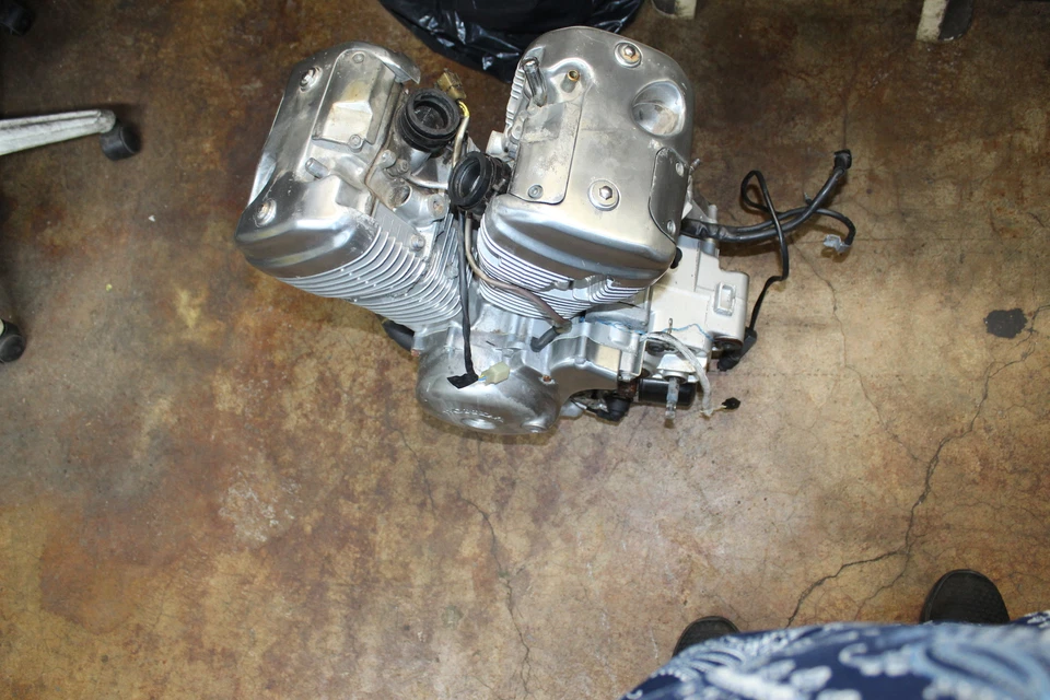 88-96 HONDA SHADOW VLX 600 VT600 MOTOR TRANSMISIÓN "BUENO" PISO G9 Foto 2 de 4