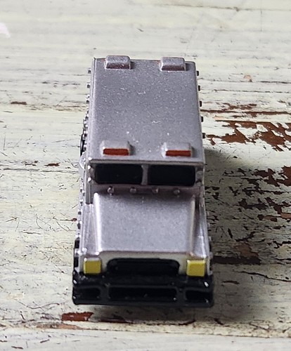 Camión de servicio de auto blindado Fort Knox Security Company (1997) casi nuevo Micro Machines - Imagen 2 de 6