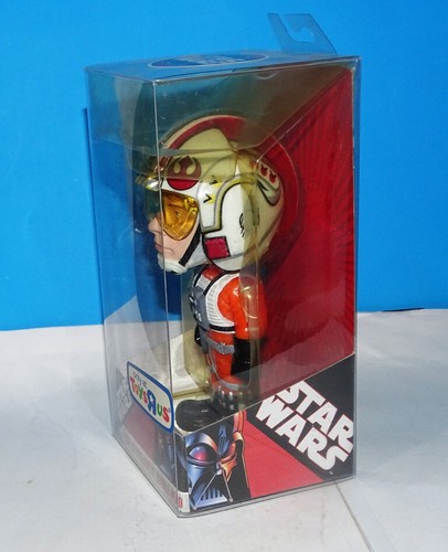 Funko Wacky Wobbler Star Wars LUKE SKYWALKER X-WING PILOTO PERSECUCIÓN EE. UU. exclusivo - Imagen 3 de 8