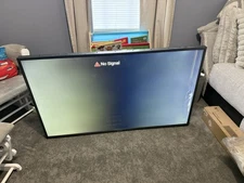 SYLVOX 55-inch Waterproof Smart TV 4K Ultra HD Bluetooth WiFi IP55 - DAMAGED