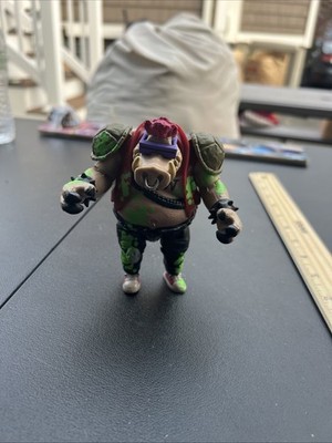 TMNT: Mutant Mayhem 4'' Bebop Basic Action Figure TB1