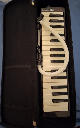 Hohner Melodica keyboard Instructor 32