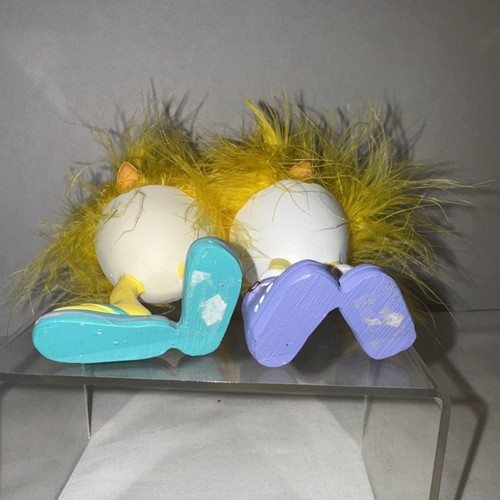 Set Of 2 Resin Easter Chick with Real Feathers Wearing Shoes - Picture 5 of 9