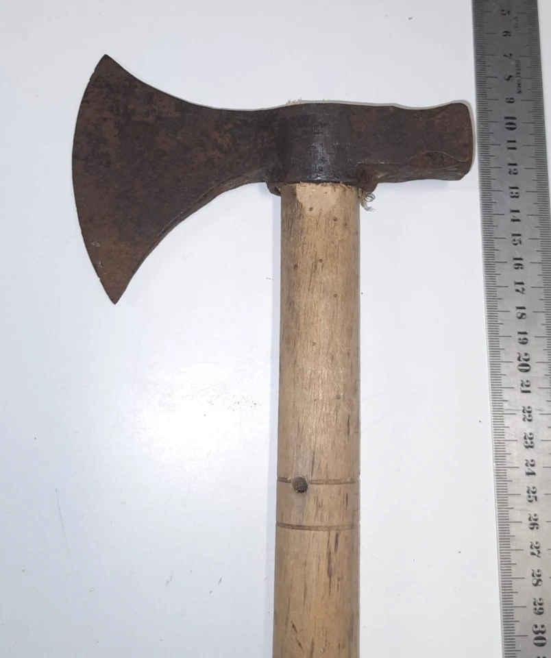 Ancienne Hachette - Outil Forestier / Charpentier - Art Populaire - Hache Bois - Photo 2/4