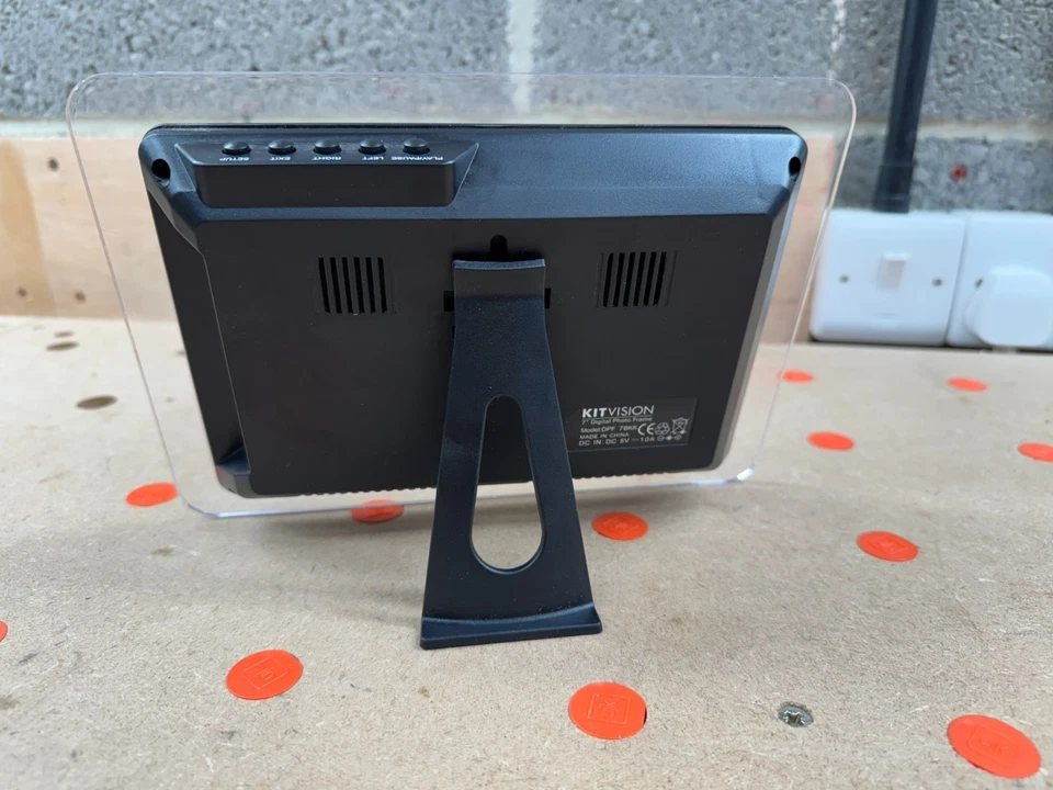 Kitvision 7" inch Digital Silver Photo Frame (DPK7SIK) - used TESTED working - Image 4 of 4