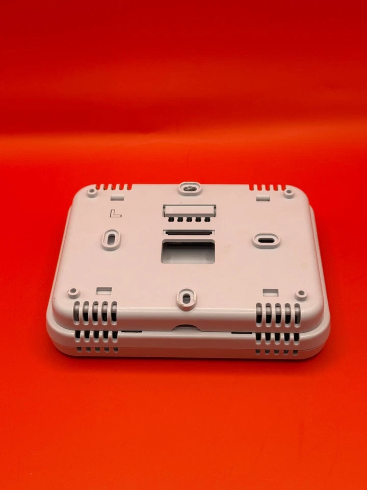 Honeywell 7-Day Programmable Thermostat (RTH8500D) - Image 2 of 4