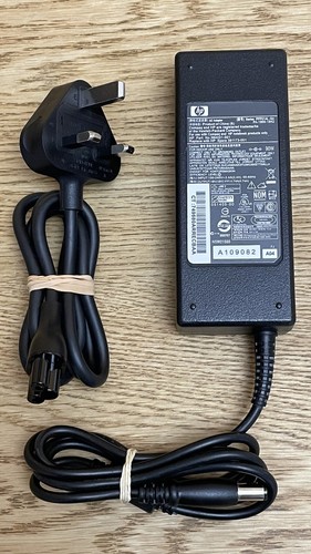 Original HP 384021-001 Laptop Ladegerät Netzteil UK 19 V 90 W PA-1900-18H2