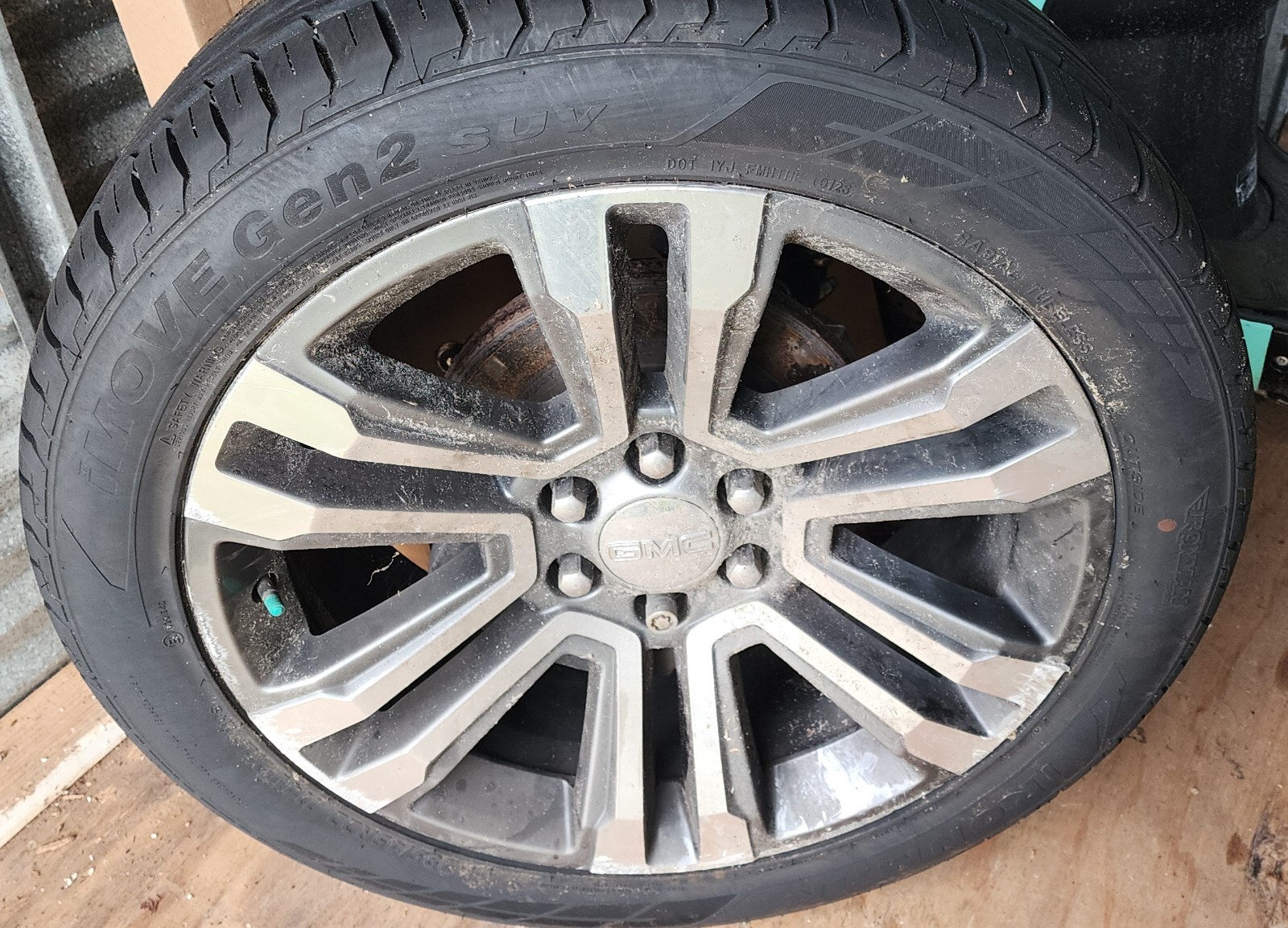 22" GMC Sierra Yukon Denali Wheels Rims Tires & Brakes Assembly 2423