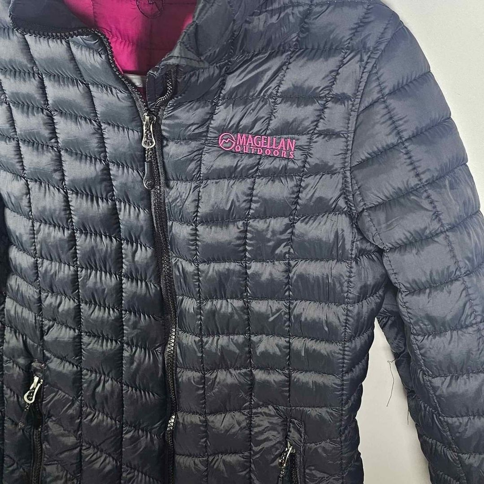 Black Magellan Outdoors Puffer Jacket for Women - Size Medium