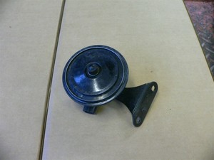 95-02-Land-Range-Rover-P38-Horn