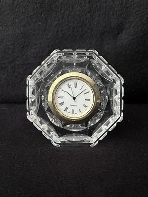 Vtg Scalloped Edge Crystal Octogon Quartz Mantle Clock (new battery)