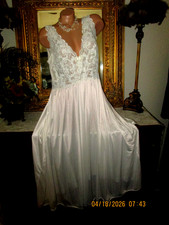 VTG 2X Shadowline BUTTER SOFT Nylon FULL SWEEP Nightgown w Lace olga esque