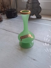 ancien vase en opaline vert et cerclage laiton 13 cm