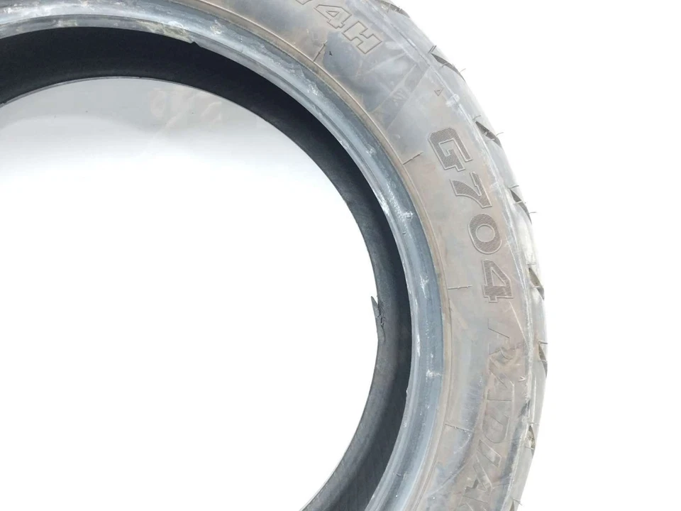 Neumático trasero Bridgestone Exedra G704 radial 180/60-16 Foto 3 de 4