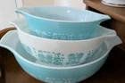 Pyrex Amish Butterprint Blue & White Cinderella Nesting Mixing Bowls Set Of 3
