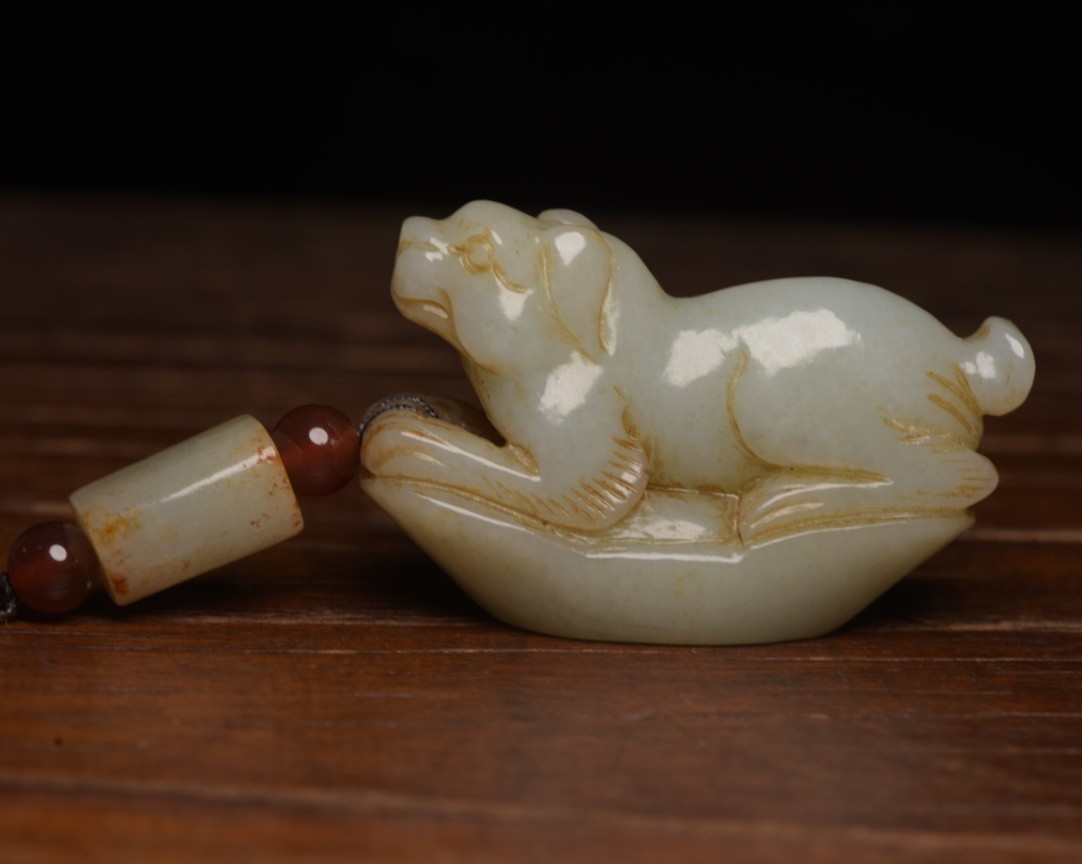 Chinese Hetian Jade Nephrite Artisan Carved Organic Dog Figurine Prosperity