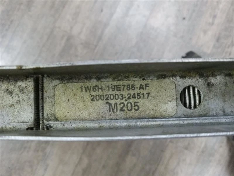 Radiator Fits 00-05 FORD THUNDERBIRD 5W4Z8005AA Foto 3 de 4