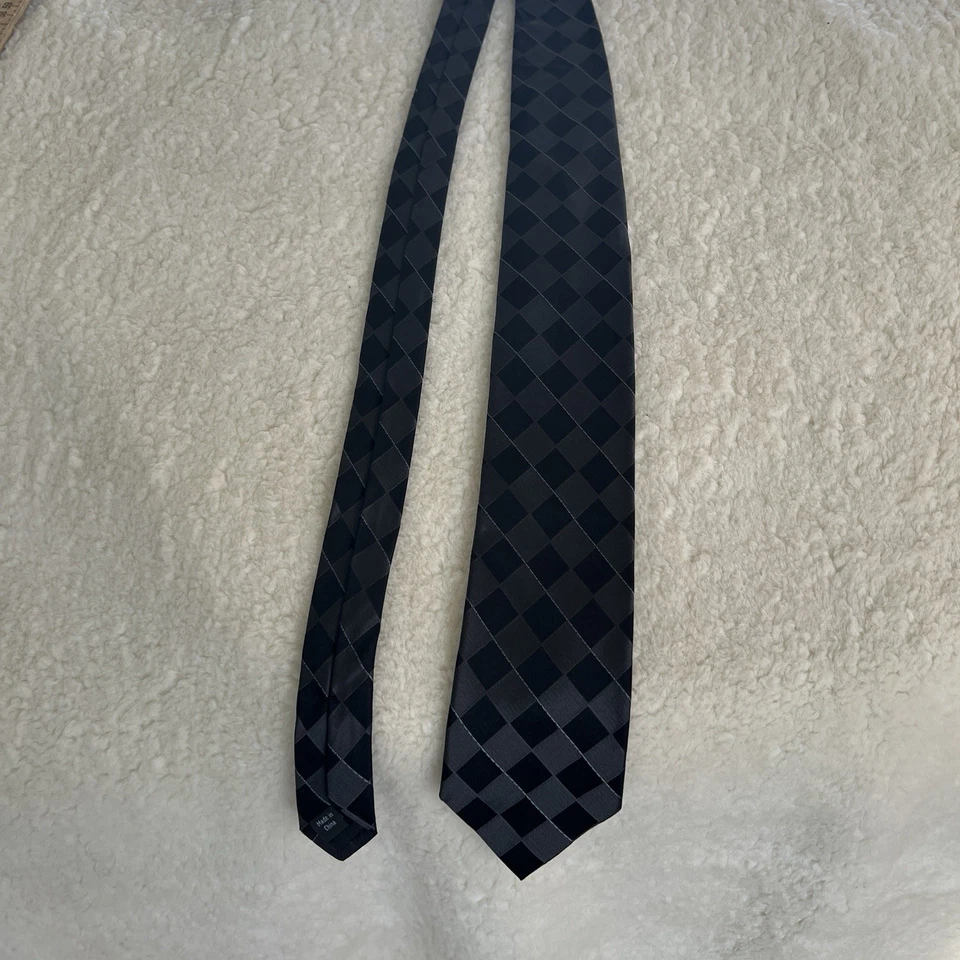 Corbata para hombre Calvin Klein a cuadros negra formal moderna Foto 2 de 4