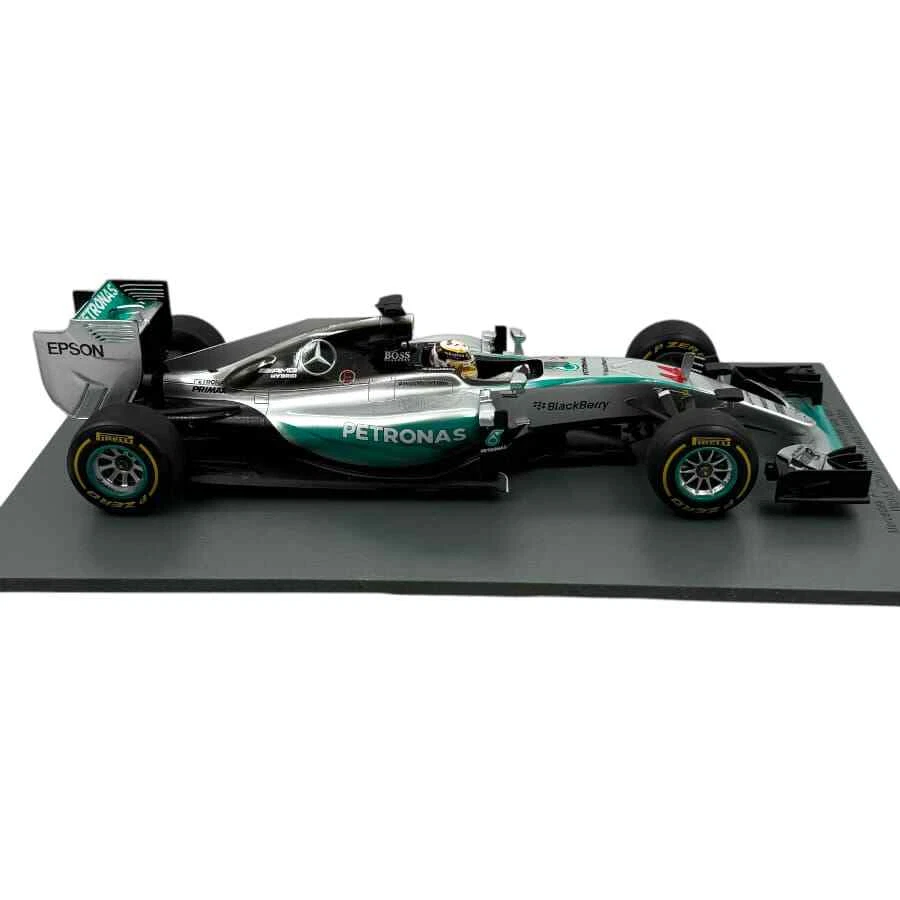 Modellino F1 Spark 1/18 Mercedes F1 W06 Winner US Gp 2015 F1 World Champion 2... - Immagine 4 di 4