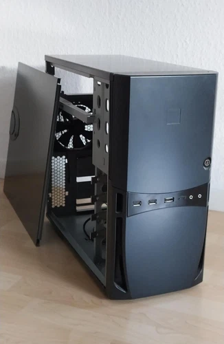 Antec ATX Mid-Tower PC-Gehäuse