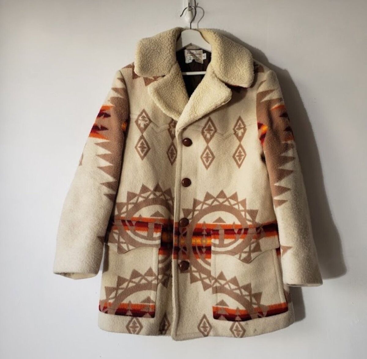 Vintage 70s Pendleton Chief Joseph Harding Aztec Wool Coat Vintage 70s Pendleton Chief Joseph Harding Aztec Wool Coat