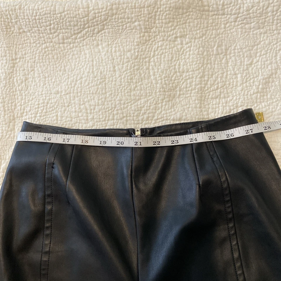 Calça alargadora We The Free 27 couro sintético bainha dividida em estilo boêmio preto - Imagem 2 de 4