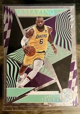 2021-22 Panini Illusions Amazing Emerald LeBron James #5