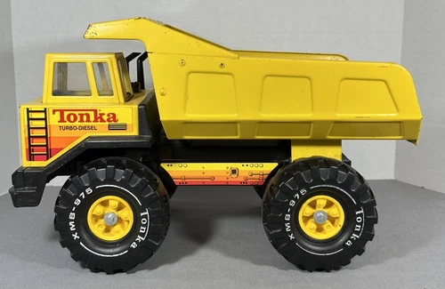 Tonka Metal Mighty Dump Truck Yellow Turbo Diesel 3901 (1989) XMB-975 NICE